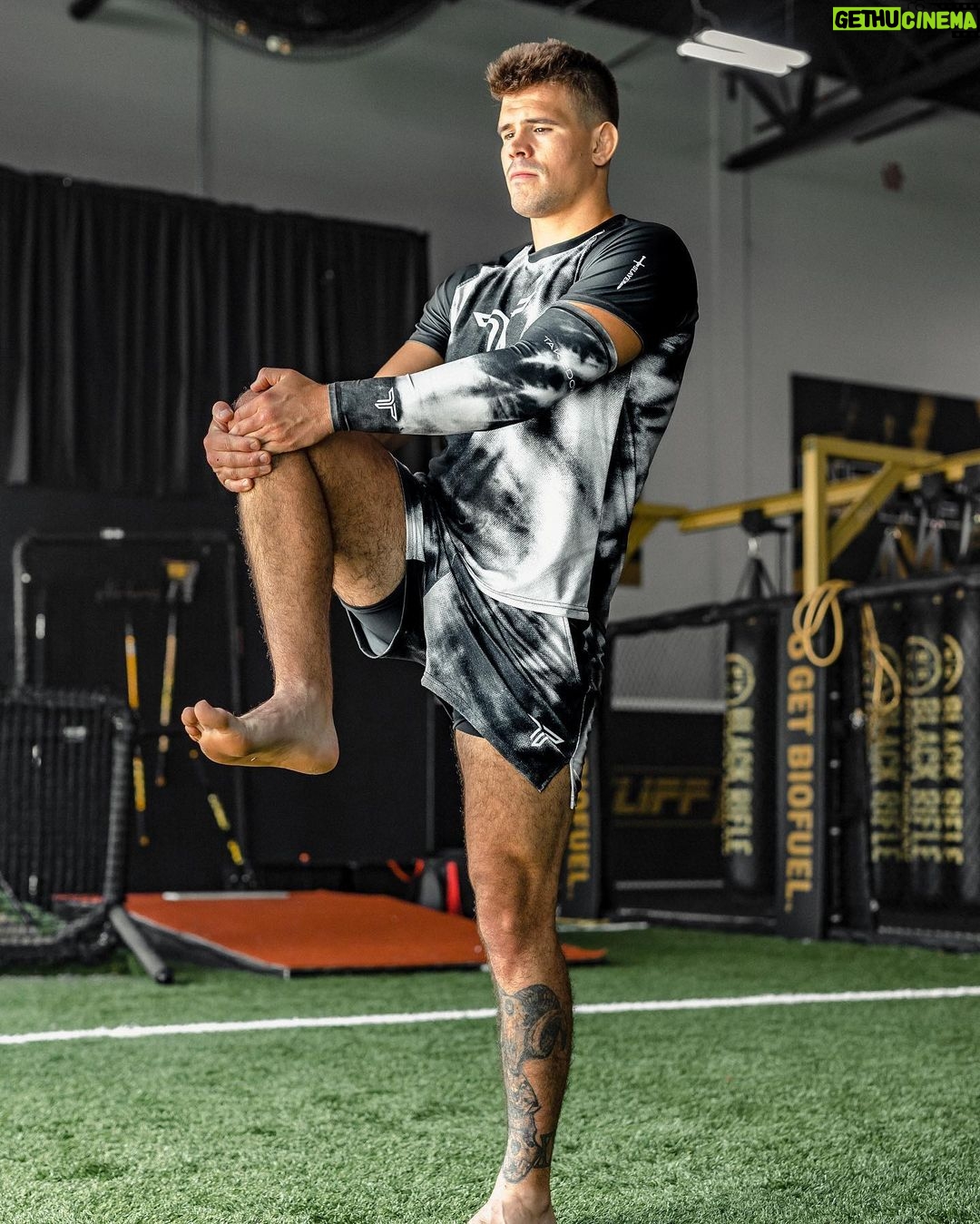 Mickey Gall Instagram - Rounding out Dragon Slayer week with the legend @mickeygall showing off the versatility of our apparel both on AND off the mat. Stretch material is perfect for recovery.