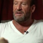 Mickey Rourke Instagram - Dorian Yates. "Good Man . Legend L&R 🇬🇧 resp. Mickey,Dima& kids wuffwuffwuff