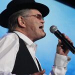 Micky Dolenz Instagram - Having such a great time doing the “Celebration of The Monkees” tour.. Songs I haven’t done before and photos and home movies from my archives ~ #mickydolenzcelebratesthemonkees #mickydolenz #michaelnesmith #petertork #davyjones TOUR DATES April 5: Nashville, TN @ Ryman Auditorium April 6: Richmond, KY @ EKU Center For The Arts April 8: Nashville, IN @ Brown County Music Center April 9: Cincinnati, OH @ The Andrew J Brady ICON Music Center April 11: Wheeling, WV @ The Capitol Theatre April 12: Akron, OH @ Goodyear Theater April 13: Joliet, IL @ Rialto Square Theatre April 15: Riverside, IA @ Riverside Casino & Golf Resort ​ April 16: Madison, WI @ Overture Center For The Arts