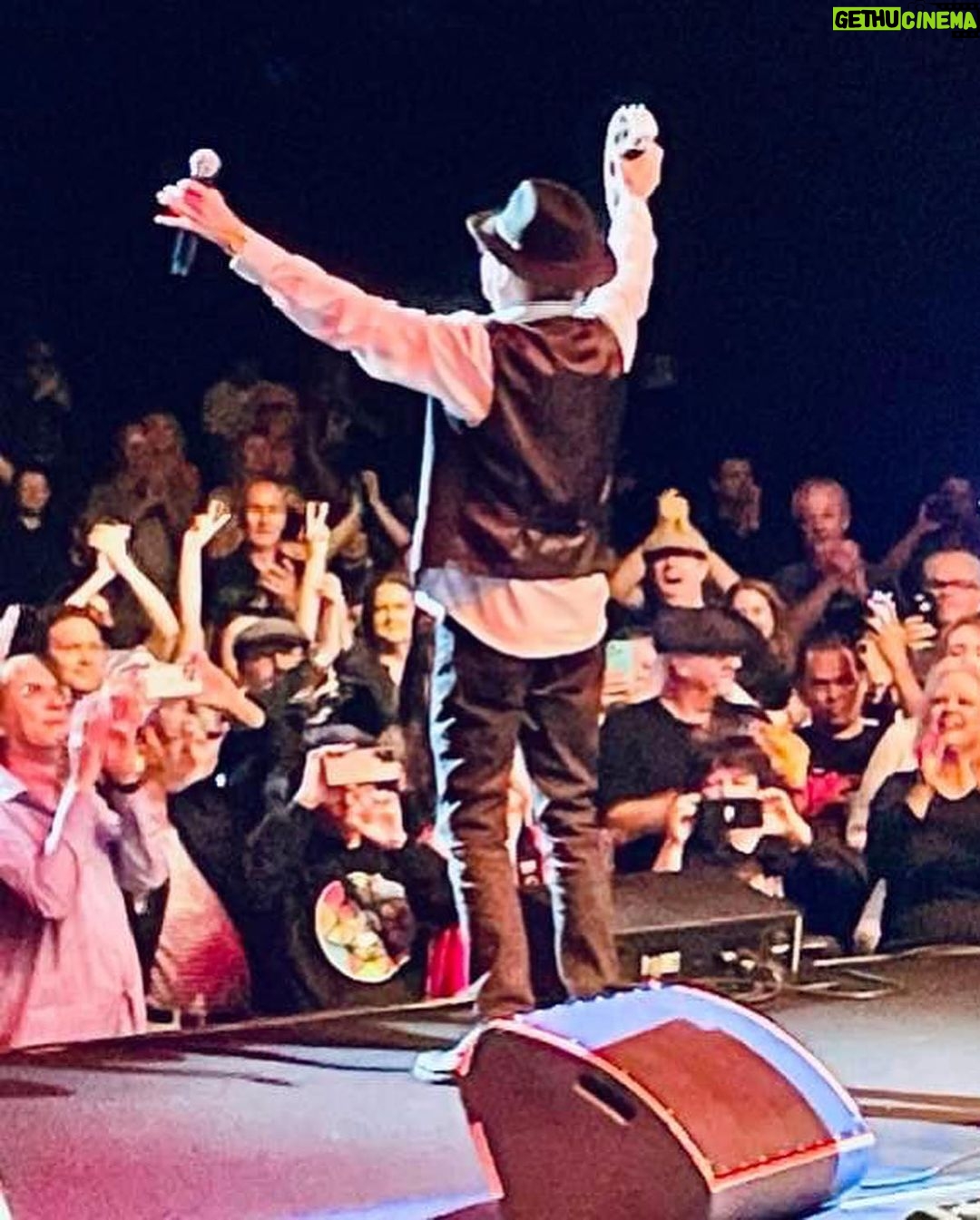 Micky Dolenz Instagram - We finished the “Headquarters” and Micky’s Tribute to the Monkees on 9/22 at The Ace Theatre in Los Angeles. Thanks to everyone who came out and made these shows so special! @themonkees #headquarters #mickydolenzcelebratesthemonkees photos by JaneBlunkell @mangoandetta