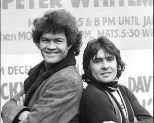 Micky Dolenz Instagram - Thinking of my two Monkees brothers in spirit who were born December 30th. Miss them both so much!
Happy Birthday Michael Nesmith and Davy Jones❤️ #happybirthdaymichaelnesmithanddavyjones #themonkees @themonkees #mickydolenz #davyjones #michaelnesmith
