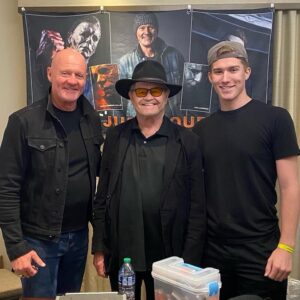 Micky Dolenz Instagram - It was a pleasure meeting @jamesjudecourtney who played Michael Myers in Halloween 2018, Kills, and Ends. It was also great meeting @ncastlez who played Michael Myers in Halloween 1978. Also @spencerink from the band @iceninekills , @malfuncsean and @sarahflorencelord were all and absolute delight. I Hope to see all of these great people, again soon. Thank you to my nephew @mlupo.1 for introducing me. #jamesjudecourtney #halloween #michaelmyers #halloweenends #nickcastle #iceninekills #spencercharnas #seanclark #sonofmonsterpalooza @halloweenmovie