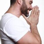 Miguel Augusto Rodríguez Instagram - Mil gracias por estar! Nos vemos la semana próxima. Y recuerden detenerse. Contemplen. Se les quiere. Leer nos permite cambiar de opinión . #paginassueltas #lunesdeletras #pensamientocrítico