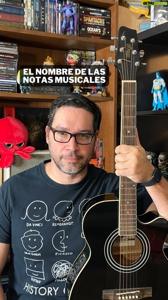 Miguel Augusto Rodríguez Instagram - Entre aguinaldos y villancicos transcurre diciembre, de allí mi curiosidad por saber por qué las notas musicales llevan su nombre y quizás así aprenderme alguno antes de el 24 🎄 otra entrega de #entreparéntesis de la mano de @culturizando