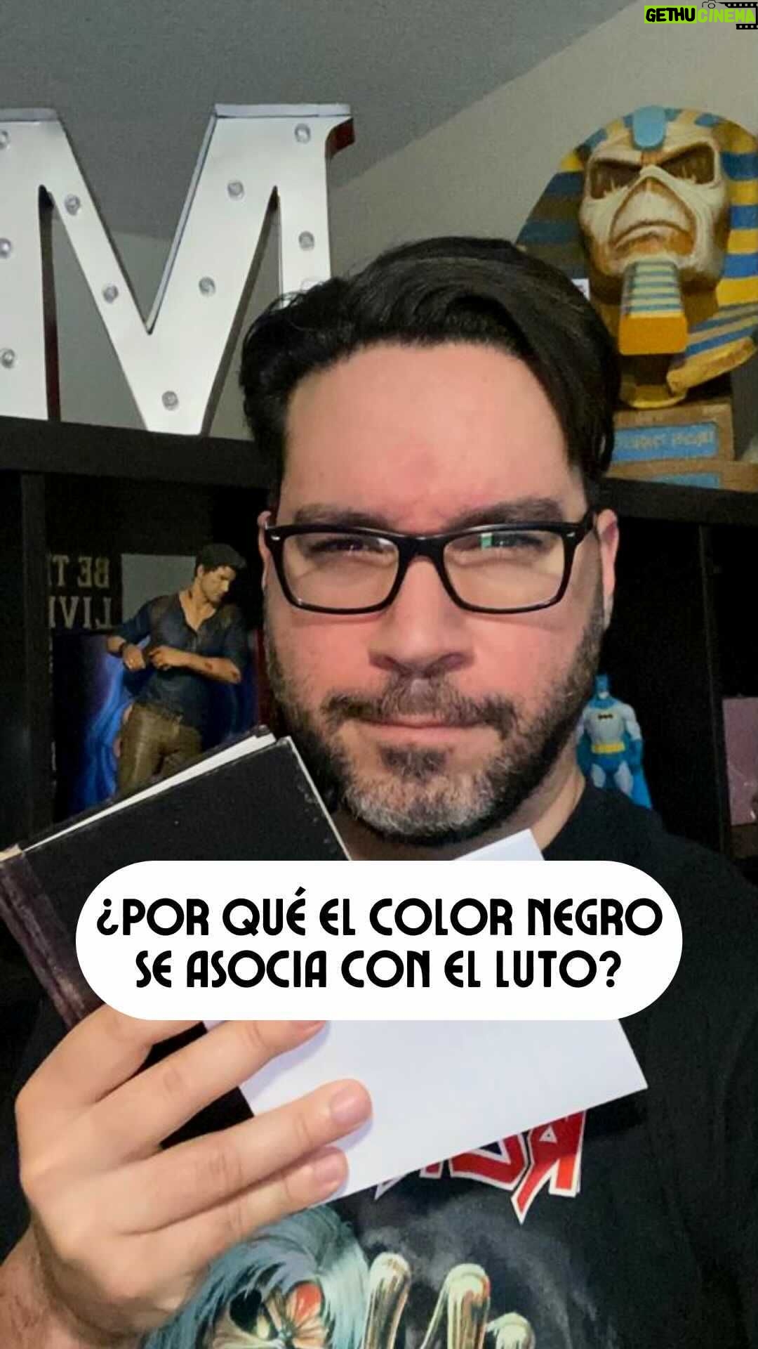 Miguel Augusto Rodríguez - 2K Likes - ¿Alguna vez te has preguntado por qué el color negro se asocia con el luto? Hoy @MiguelAugusto20 nos cuenta el origen de esta costrumbre en su sección #EntreParéntesis.