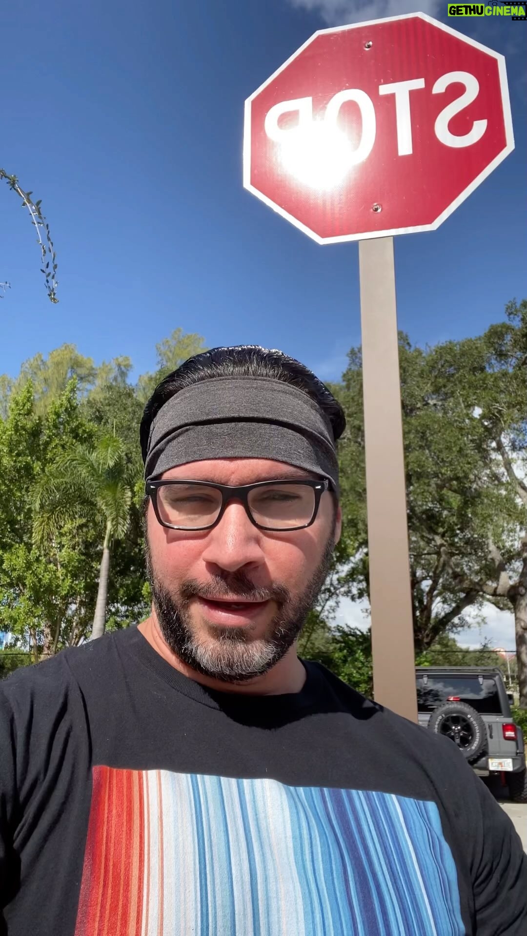 Miguel Augusto Rodríguez - 398 Likes - Nº24 solo esto es en la #florida , creo que me pondré a investigar la de los 49 estados restantes. 🤣🤣
#entreparéntesis #trivia #triviaenespañol #curiosidadesdelmundo #páginassueltas
#leyesdelaflorida