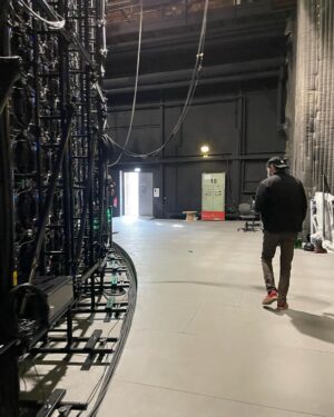 Miguel Bernardeau Instagram - Some bts pics from @netflix1899 . Right now #1 in 55 countries, thank you so much. 🙏🏽🤯