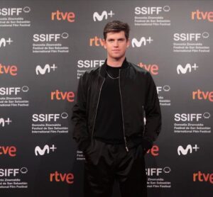 Miguel Bernardeau Instagram - Presentando “Josefina” en el @sansebastianfes, gracias a todo el equipo! Muy agradecido por esta experiencia, ha sido una pasada! 
@boss