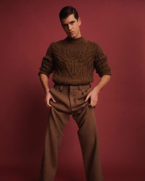 Miguel Bernardeau Instagram - @gqspain 👽
@adriacanameras