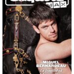 Miguel Bernardeau Instagram - Con una honestidad salvaje, @miguel_bernardeau nos presenta en exclusiva su primer proyecto como protagonista absoluto: ‘Zorro’. Un trabajo que afrontó en un momento personal muy delicado por la tremenda exposición mediática a la que estaba sometido, y que sacó adelante en mitad de un terremoto vital del que ha salido cambiado. Reforzado. El actor comparte por primera vez todo ese viaje introspectivo con @esquirees en una larga e intensa entrevista que puedes disfrutar ya en en el link de nuestra bio. #EsquireMAX Texto: @goncorlor Fotos: @pablosarabiafoto Estilismo: @alinn_e Ayudante de fotografía: Sara Guillén Maquillaje y peluquería: @cynthiadelavega_mua para @Merymakeup Producción: Marta Sánchez Editora de fotografía: @carolalvarezpla Agradecimientos: Hípica JM SL