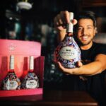 Miguel Cirillo Instagram – Malta, como sabem eu sou um apaixonado incondicional dos vinhos Mateus Rosé e este ano celebra-se 80 anos de uma história linda. Criaram uma edição especial com 3 garrafas com 3 estilos de música e eu escolhi qual? FADO! Porquê? Porque é algo tão puro, tão nosso 🇵🇹 E para celebrarmos todos juntos, a @mateusrosewine convidou-me para estar presente no próximo sábado no Rock In Rio Lisboa e como é óbvio lá estarei e conto com vocês junto da Mateus Rosé no Parque da Bela Vista para curtirmos @muse juntos 🤟🏽 #MaisRosé #Mateus80 #MateusLovesMusic @mateusrosewine #PUB Patrocinado