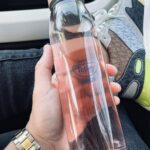 Miguel Cirillo Instagram – O meu dia só fica completo quando é acompanhado com a minha garrafa com TETLEY COLD. Quer seja em casa, a caminho do trabalho, no carro, durante um passeio, na praia ou no ginásio. Esta tinha sabor a Arando e Lima! Amoooo ❤️ @tetley_portugal #MomentosTetley #ReinventaATuaAgua #PUB Patrocinado