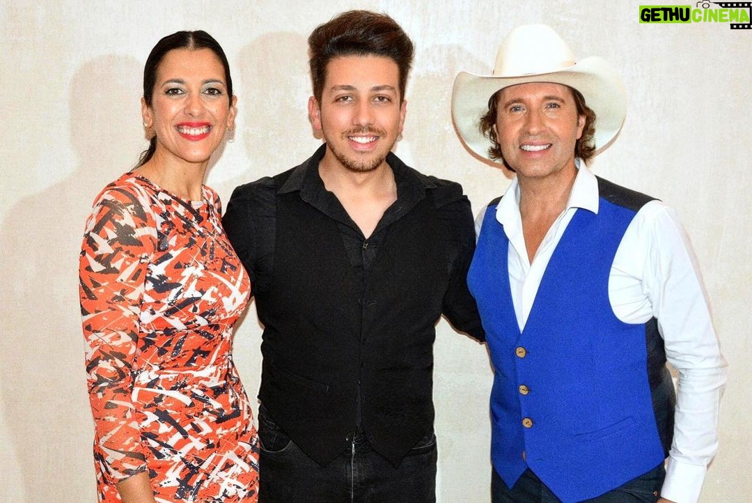 Miguel Cirillo Instagram - Duas pessoas que adoro ❤️ Coliseu dos Recreios