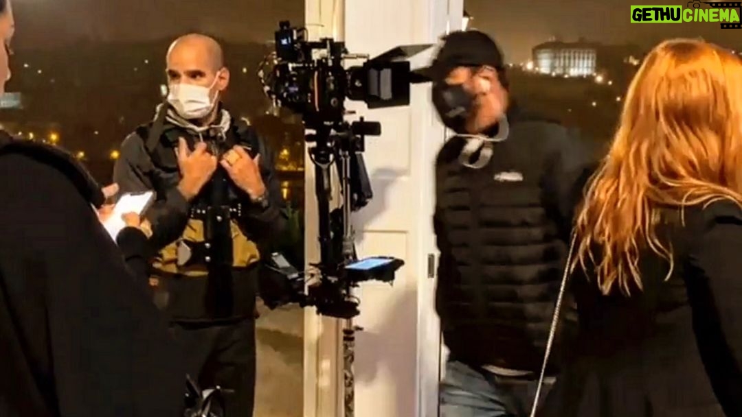 Miguel Cirillo Instagram - Feliz Dia Mundial da Televisão a todos os que fazem com que a magia aconteça. 📺 #photodump demasiado emotivo!