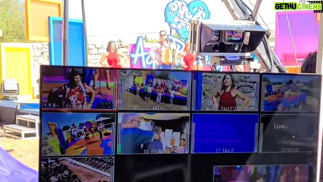 Miguel Cirillo Instagram - Feliz Dia Mundial da Televisão a todos os que fazem com que a magia aconteça. 📺 #photodump demasiado emotivo!