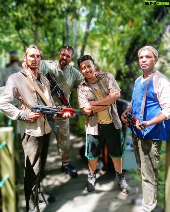 Miguel Cirillo Instagram - " Operación Marea Negra" - Season 3 🔥🔫 @amazon @primevideopt @primevideoes @primevideo @rtppt " Convertido en el intermediario de moda entre América y Europa, la pérdida de un importante cargamento de fentanilo coloca a Nando Barreira en la peor de las situaciones: tener que rendir cuentas a ambas partes. A partir de aquí, Nando emprende una carrera contrarreloj, no sólo para recuperar el crédito perdido ante quienes confiaron en él, sino también para eludir a la policía que le sigue la pista desde hace meses. Una carrera suicida en la que conservar su prestigio y libertad es lo de menos; lo de más es mantenerse vivo. " #BehindTheScenes #series #imdb #amazonprime #OMN #BTS #tvshow Spain