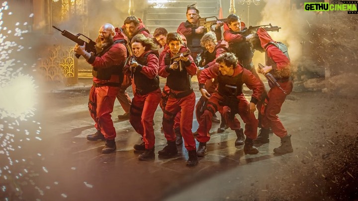Miguel Herrán - 1.3 Million Likes - Se vieeeene!!♥️