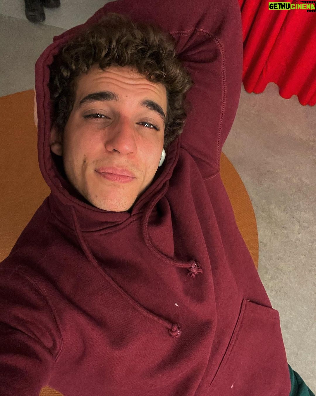 Miguel Herrán - 1.4 Million Likes - Estoy malito..🙁