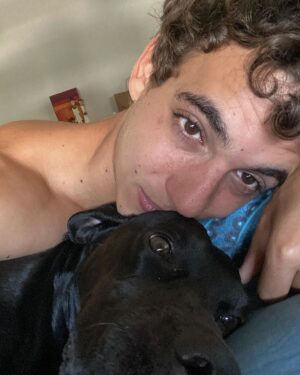 Miguel Herrán Instagram - (Frase espectacular todavía sin definir)🐕