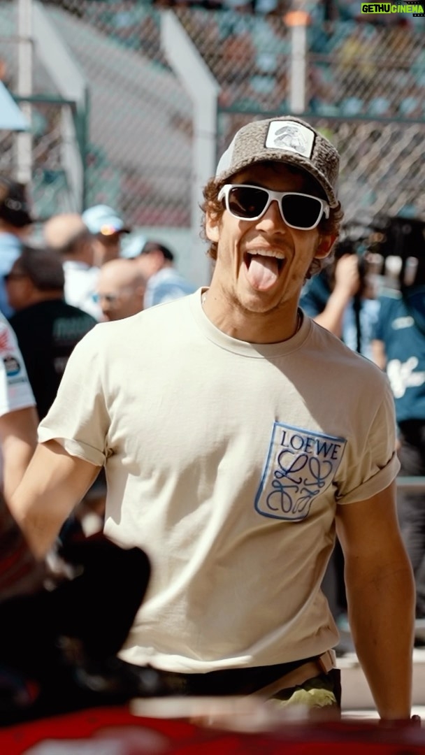Miguel Herrán Instagram - Feliz de poder estar con @carrera una vez más! Gracias a todo el equipo de @ducaticorse por tratarme a mí y a los míos como a uno de los vuestros!❤️