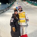 Mikaël Kingsbury Instagram - Despite a big crash in training before finals… I manage to finish on the podium🥈 with these two boss🔥 Duals saturday👊🏼 Deer Valley Ski Resort