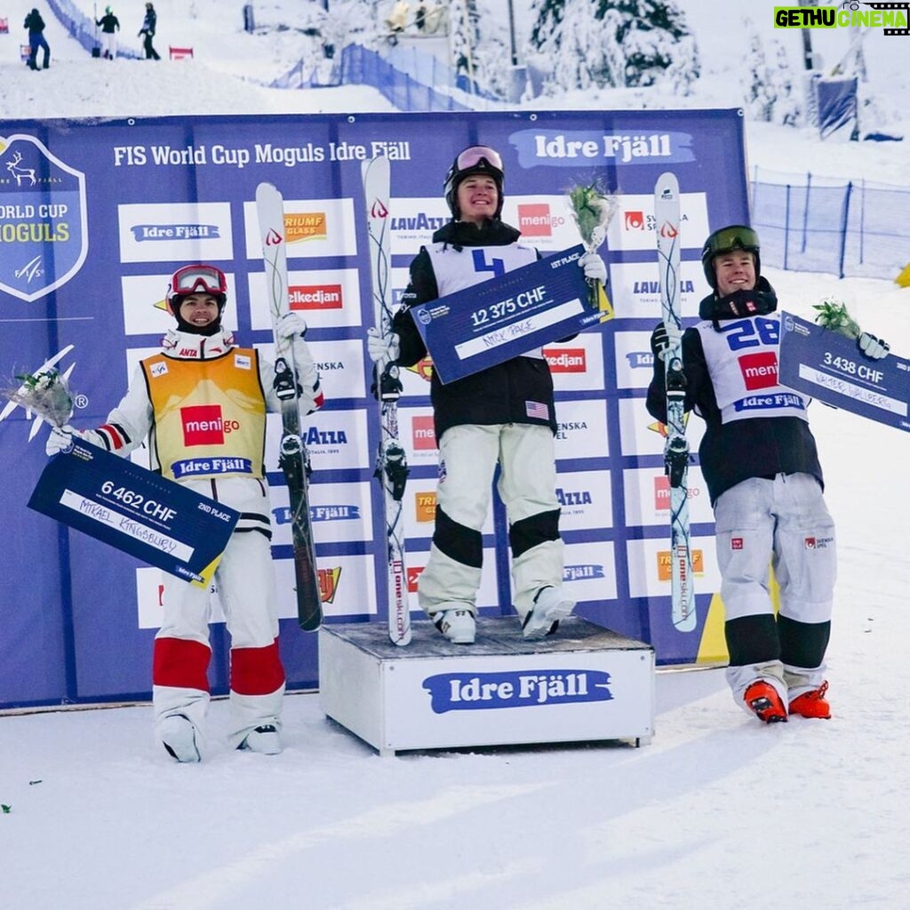 Mikaël Kingsbury Instagram - 2nd today in Sweden🇸🇪 Congrats to @nickpage.ski for your first World Cup win! Happy to share this moment with you and @walterwallberg 🙌🏼 Duals tomorrow LFG💨 Idre Fjäll Race Arena