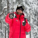 Mikaël Kingsbury Instagram - Yo! I’m excited to be in Finland for the first World Cup of the season👊🏼 If you’re looking to buy my @auclairsports gloves for the ski season, I have 15% code promo for you all🙌🏼: KINGSBURY15 Link in bio🔝 #bonskibonsnowmesdamesmessieurs Ruka Ski Resort