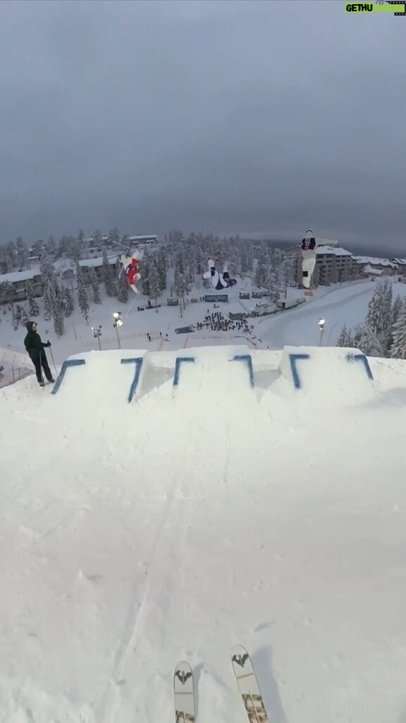 Mikaël Kingsbury Instagram - First POV of the season!! Starting off with a fun one skiing down with @walterwallberg @mikaelkingsbury & @ju_viel 🔥 Ruka Ski Resort