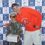 Mikaël Kingsbury Instagram - Best weekend😎🤙🏼 2nd edition of my ski camp! Amazing weather, athletes, coaching staff and volunteers 🙏🏼☀️ Big thanks to @sommet_saint_sauveur and the partners @desjardinscoop @underarmourca @oakleyskiing @auclairsports @obersonboutique Lets do it again next year🙌🏼 📸 @fahriyavuzphoto Sommet Saint-Sauveur