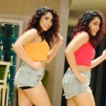 Mika Singh Instagram - The most famous twins in India, the beautiful @surabhi.samriddhi ,also known as #chinkiminki. Please tell both, kithe Challe ho 😀 @hansrajhanshrh @tseries.official . . . . . . . #mikasingh #chinkiminki #hansrajhans #viralreels #viral #trending #trendingreels #bollywoodsongs .