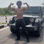 Mika Singh Instagram – Vibing with the song @mikasingh ❤️ 

#reels #trending #reelitfeelit #instagram #fit #fitness #fitnessmodel Chandigarh, India