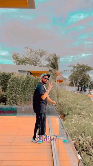 Mika Singh Instagram - Good morning have a wonderful Sunday and enjoy #naadasde ..
.
.
.
.
.
.

#miikasingh #sunday #travel #viralvideos #trending #punjab #punjabi #mikasinghpartypad #badboymikasingh #ganstermikasingh #bollywoodstyle #thailand #pattaya #bankok #bollywoodsongs #hiphop