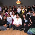 Mika Singh Instagram - @mikasingh bhaji Celebrated #Rakshabandhan with #DivineTouch Foundation Girls Today!! 🥳 #happyrakshabandhan #divinetouchfoundation #mikasingh #mikasinghfans #mikasinghlive #festival #festivities
