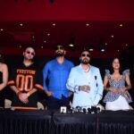 Mika Singh Instagram - Jatt seena taan Bolda @mikasingh @sumitsethiofficial @iamdeeptisadhwani @msrecords9 #love #punjabisongs