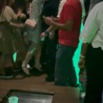 Mika Singh Instagram – Mika Singh’s fan getting crazy for selfie with him, surrounded him completely but he was still smiling n enjoying his fans, what a humble superstar he is👏🏻👏🏻👏🏻👏🏻
#mikasinghusatour2023#kingmikasinghfanpage#mikasingh#afterparty#bollywoodafterparty#bollywood#bollywoodsongs#bollywoodcelebrity#bollywoodsinger#viral#trending