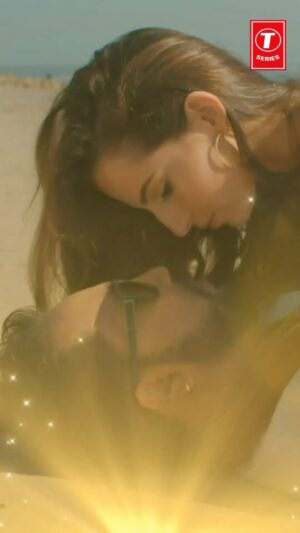 Mika Singh Instagram - Indulge in the mesmerizing beats of #Nazarkesamne! 🎶 Sung and composed by the sensational #MikaSingh, penned by the talented #Sameer. Featuring the enchanting vocals of Sahyba Kaur and the stunning presence of Hanna as the female model. Directed by the visionary #HarryJordan, with music programming by Mika Singh, Apeiruss Shafi, Saami, and the extraordinary #Paramraj. Don’t miss out on this musical masterpiece! 🌟

@tseries.official @mikasingh @hannahmariesimard @sahyba @harryjordanofficial @paramrajofficial ..