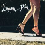Mike Amigorena Instagram - Las mamis chochas que salió #LemonPie 🍋 Escuchalo en la pile con un GinTony y mira el video imitándolo🍹 (links en mi perfil)