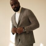 Mike Colter Instagram - Stop calling it a dream. It's a plan. Start taking steps. @squaremile_com 📸 @juankr_ Fashion Stylist @odileiturraspe Fashion Stylist Assistant: @riccardoofontana Groomer: @torrentfernando #actorslife #mensfashion #mikecolter #boglioli