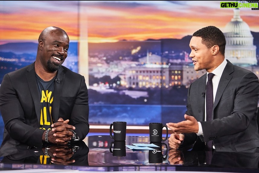 Mike Colter Instagram - Congratulations to @trevornoah on a job well done on the @thedailyshow . Your time flew by. Thanks for using your platform to bring awareness, enlighten us and make us laugh. Good luck and much success on all your future endeavors #dailyshow #trevornoah #mikecolter New York City