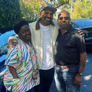 Mike Epps Instagram - In Washington DC with my mom’s brother and sister uncle Mike and Goerge Ann ❤️#family