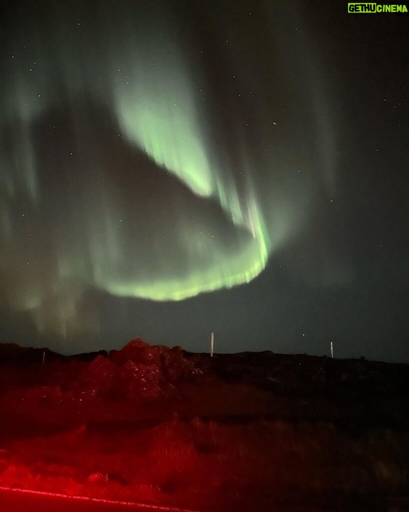 Mike Epps Instagram - To top it off we seen the Northern lights 💫☄️⚡️God is great 😊 you gotta know it Iceland