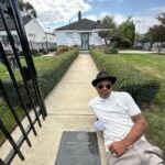 Mike Epps Instagram – The Jackson family house 2300Jackson st 🏠 in Gary Indiana birth home of the Greatest entertainer in the World 🌍 #indiana