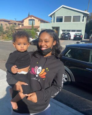 Mike Epps Instagram - Everyone wish my baby girl MICKEY EPPS a happy birthday I love you to the moon and back proud of you Daughter 🎈💕🌺💐🙌🏽❤️😎