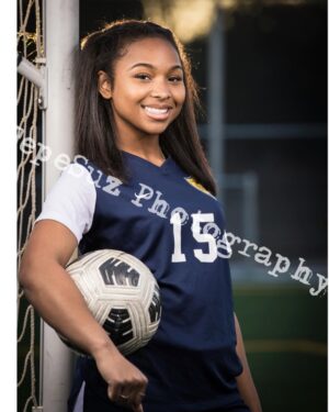 Mike Epps Instagram - Happy birthday to my baby girl Madison Epps straight A student 🧑‍🎓 funny & cool big 17 years old iam very proud of you and happy to be your Dad keep being vibrant in your beautiful existence love you 😘 🎈🎉😻❤️❤️❤️
