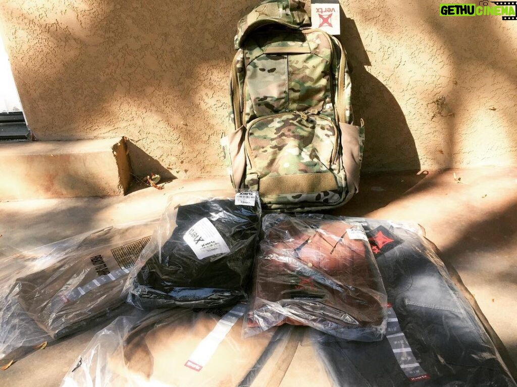Mike Vogel Instagram - ‪Big shout out to @vertx tactical gear for our care package! Use code: Brave30 for 30% off and money goes to support vets!🇺🇸🇺🇸🇺🇸‬ gitcha some!!!!