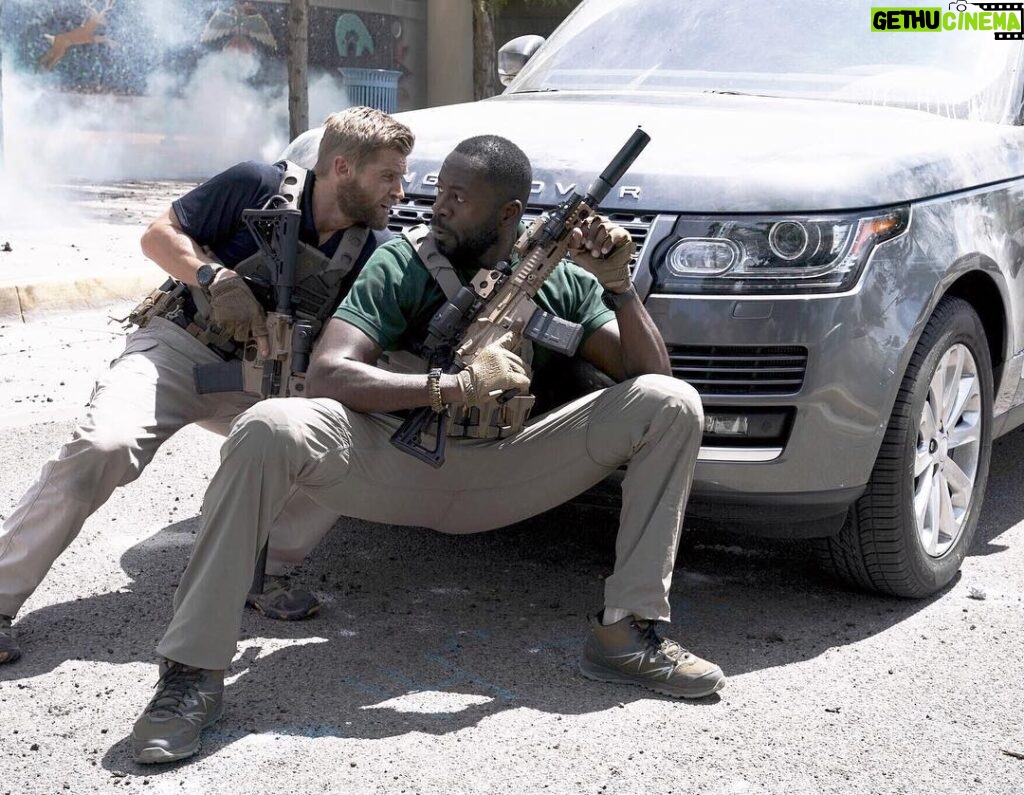 Mike Vogel Instagram - Tonight things pop off in Nigeria. Tune in to #TheBrave @nbcthebrave