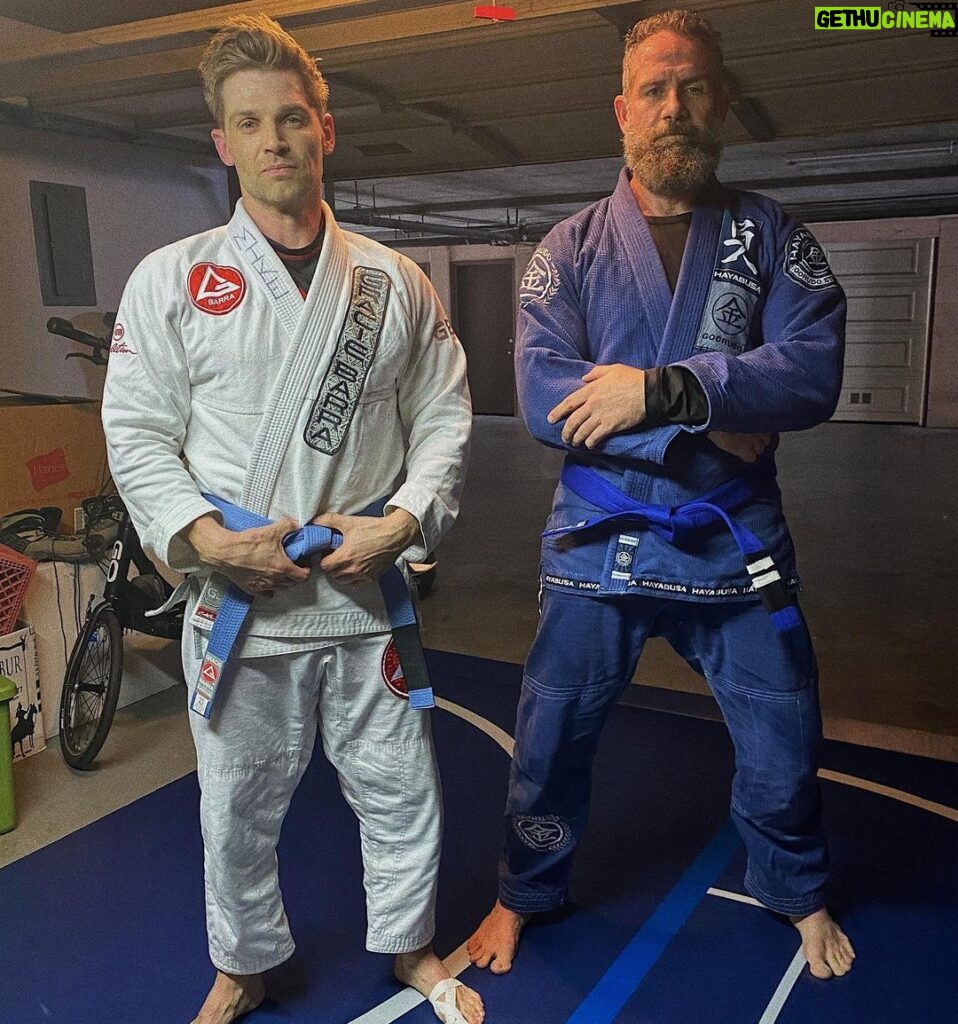 Mike Vogel Instagram - So, Have you ever tried to put your shoulder under a car, pick it up, and then move it?......... yeah. He’s kinda like that. @mikalvega @graciebarra @gbfranklintn #dontkillmebro #civiliansvsSEALS #SEALSwin #BJJ
