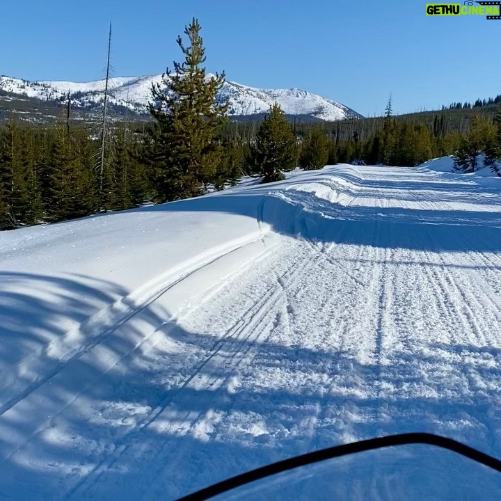 Mike Vogel Instagram - Yesterday we took a 45 minute snowmobile ride North, out of McCall, ID. Found our way to the @secesh.stage.stop (say that five times, fast). Janelle, Mitt and Seth are the proud new owners of this watering hole. Three friends living off the grid, doing what they love, and doing it well in the middle of nowhere. Get the Firehouse Burger (add bacon) seasoned fries, and your IPA of choice to wash it down. Go check them out! See you guys next time we are out that way! #mccallidaho #mccall #idaho #idahome McCall, Idaho