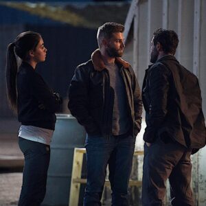Mike Vogel Instagram - ‪It’s #TheBrave Monday. Muster at 2200/2100c on @nbc that is all.  Dismissed @NBCTheBrave #StayFrosty #WearDopeJackets ‬