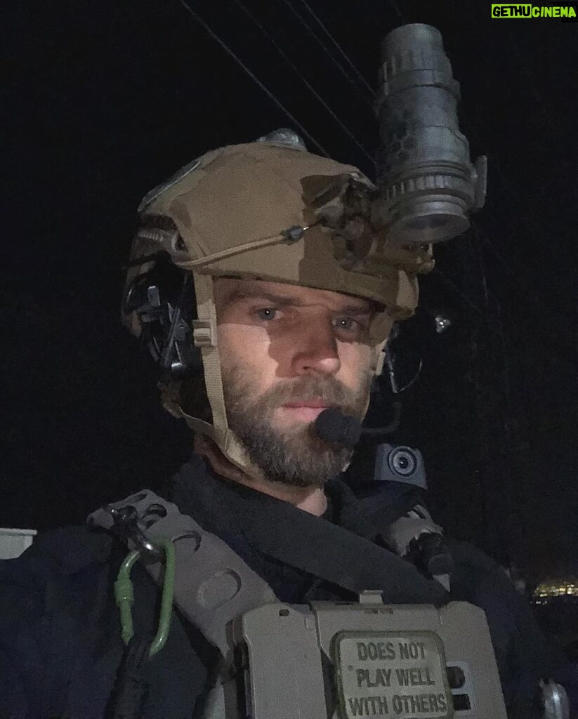 Mike Vogel Instagram - ‪Last day of filming @NBCTheBrave Season One! Miss y’all. Tune in again January 8th as we resume our many levels of badassery.....much love. ‬
